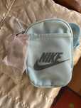 Чисто нова Nike Чанта