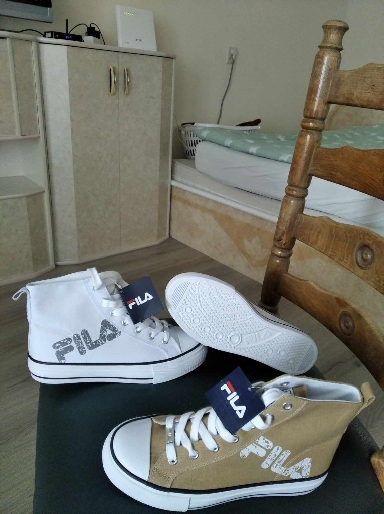 Чисто нови обувки FILA