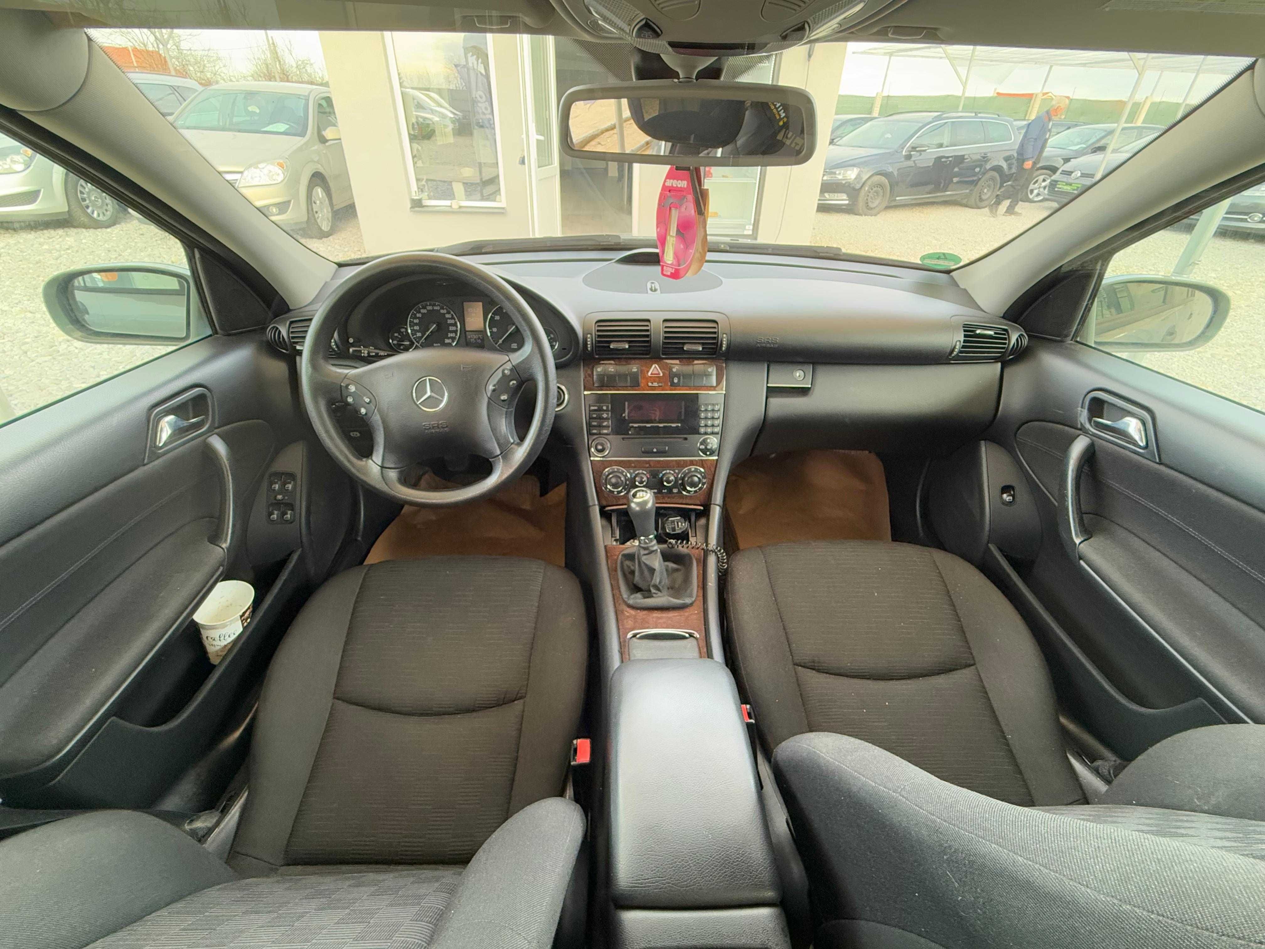 Mercedes-Benz C-Klasse | 1.8 Benzina (163 CP) | Posibilitate Rate