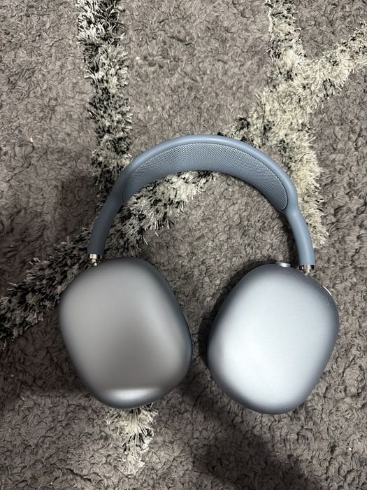 Airpods max blue