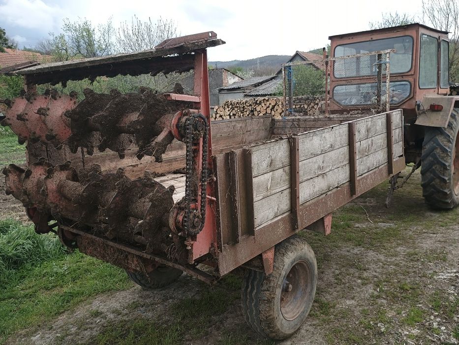 Vând mig pt gunoi de grajd