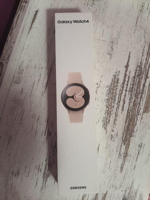 Часовник Samsung galaxy watch 4