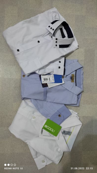 Школьные рубашки и брюки
