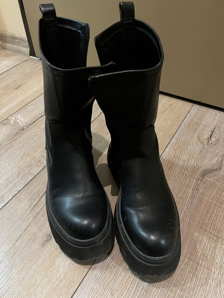 Боти Guess Nerea