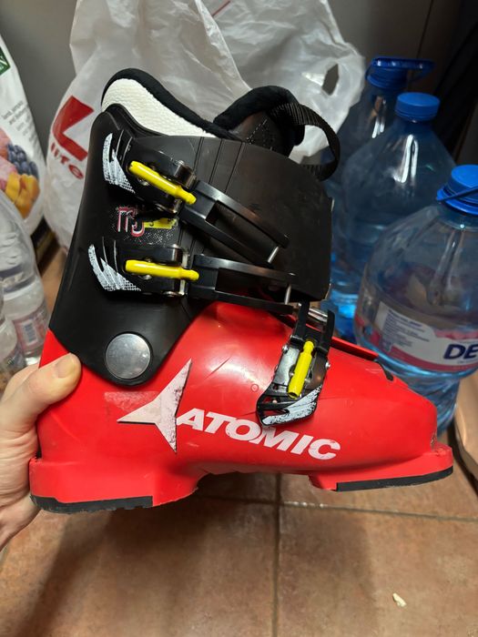 Ски обувки Atomic