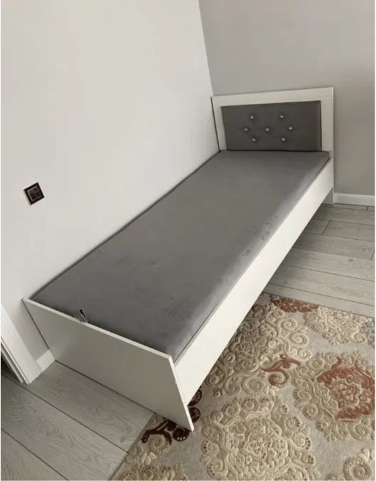 Продать кровать 9х200 односпальная