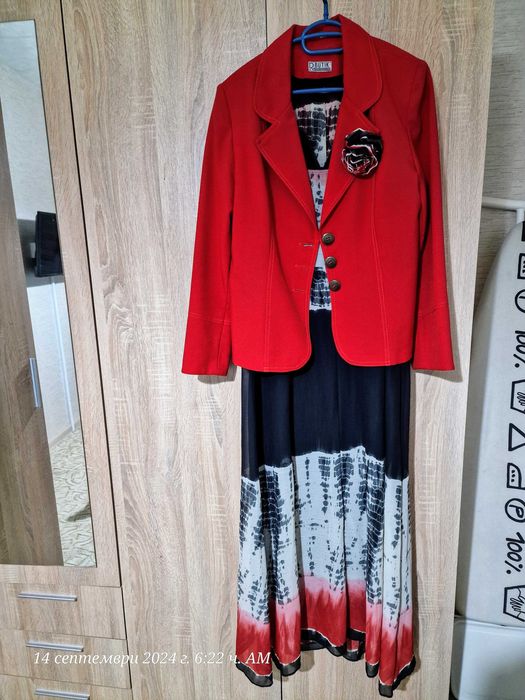 Уникална рокля и сако