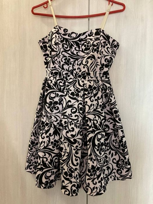 Бутикова рокля XS/S