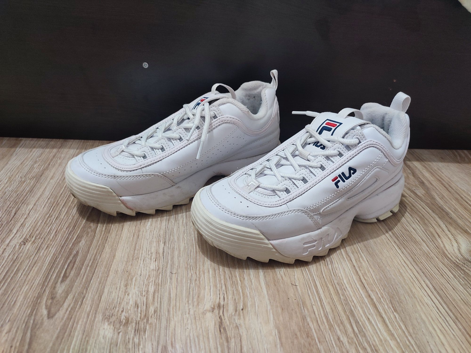 Дамски обувки FILA - р-р 38