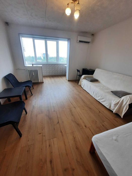 Atentie! Metrou C-tin Georgian garsoniera decomandata,renovata,liber