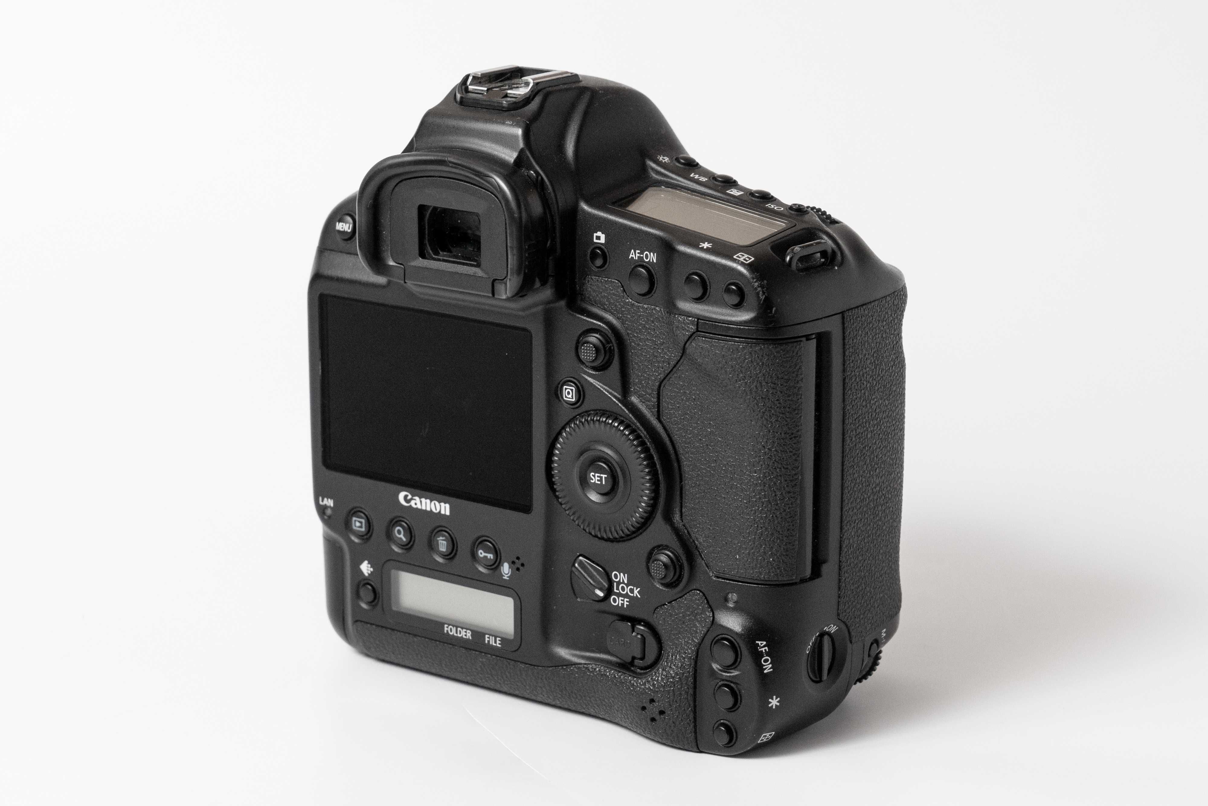 Canon 1Dx, 74k cadre, ca nou, la cutie.