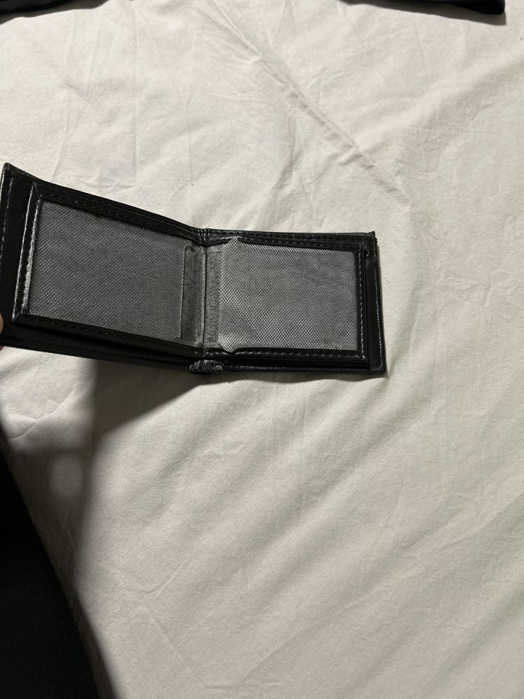 Dior портмоне.