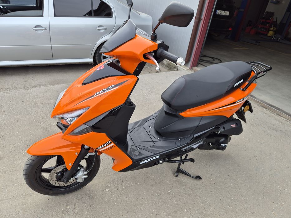 Scuter fara permis