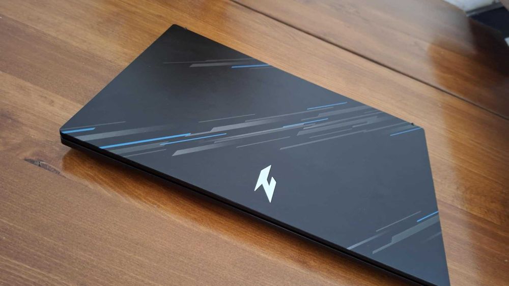 Laptop Gaming Acer Nitro V15 cu procesor Intel® Core™ i9-13900H