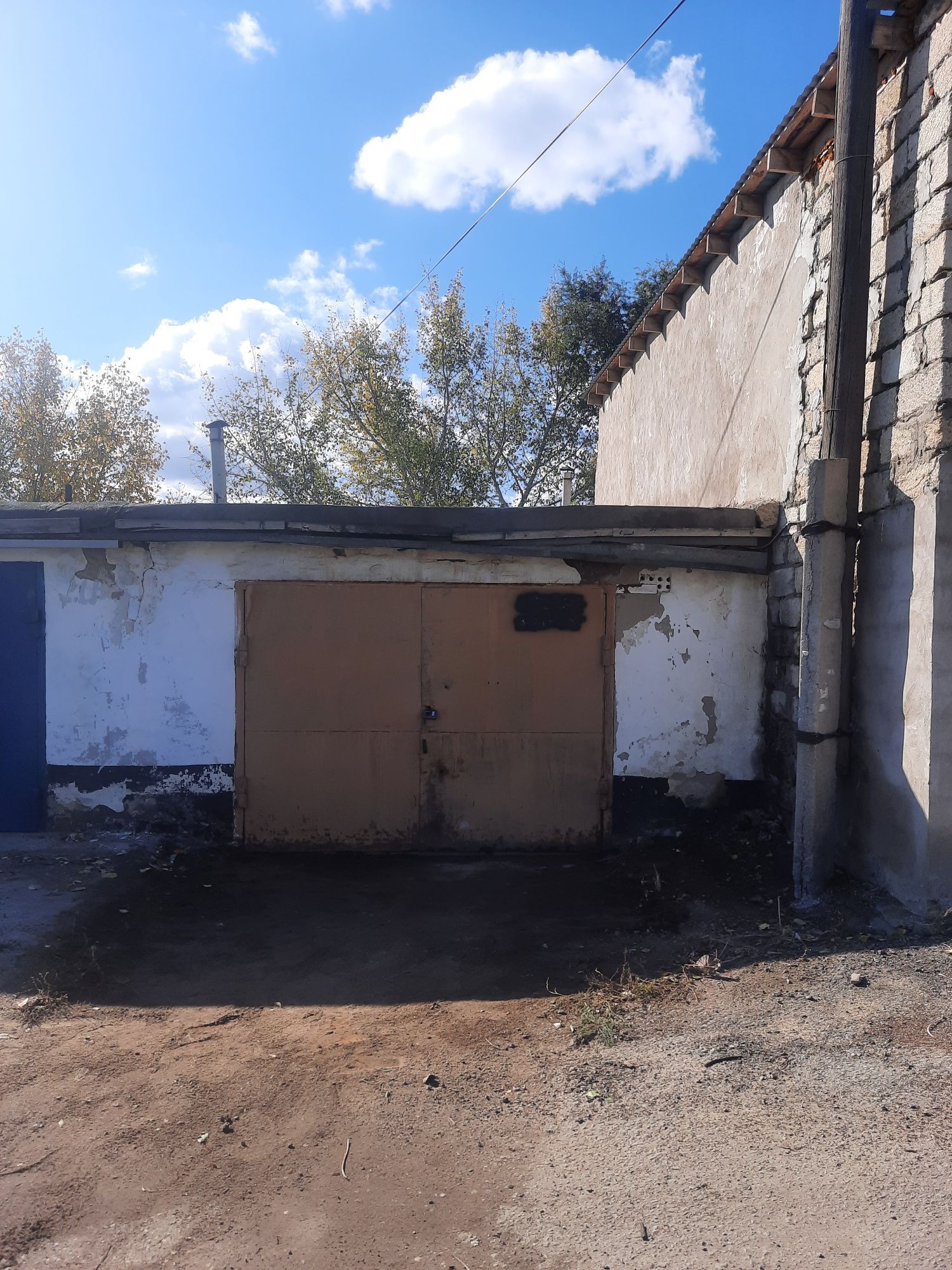 Продам гараж в авигородоке