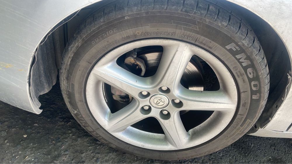 Тайота камри диска балонымен сатылады летни зимниыда бар