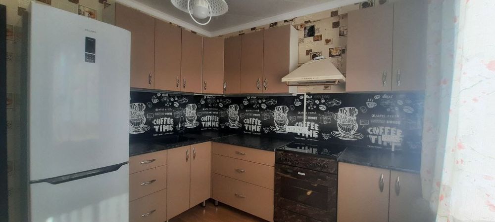 Продам 3-х комнатную квартиру в п. Новая Бухтарма