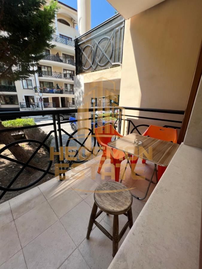 Продава се Тристаен апартамент в к.к. Златни пясъци - 12 кв.м за 12084 €/кв.м - Снимка #11