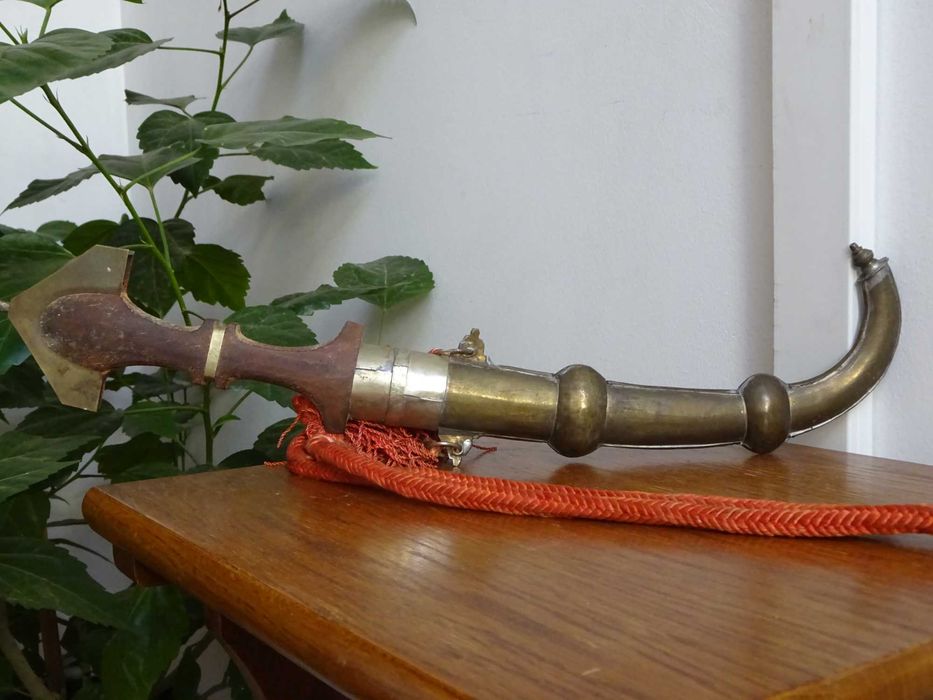 Pumnal berber ‘Jambiya’ | Piesa Veche si Rara, de Colectie