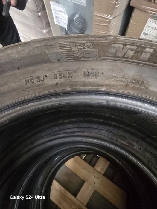 Зимни гуми Michelin 235 55 18