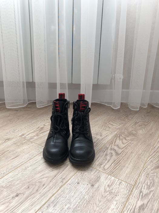 Продам демисезонные ботинки, 34 размер, натуральная кожа