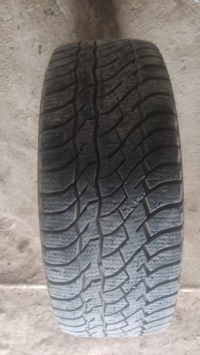 Продам покрышки зимние липучка 265/65/R17