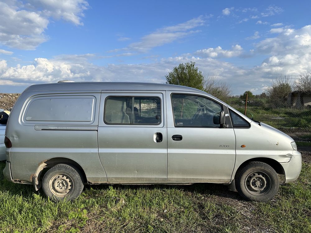 Hyundai H200 на части