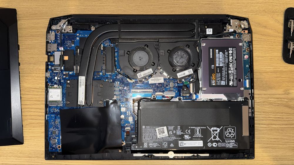 Laptop Gaming HP Pavilion RTX 3050 Ti - RYZEN 7 - 32 RAM - 1.5 TB SSD