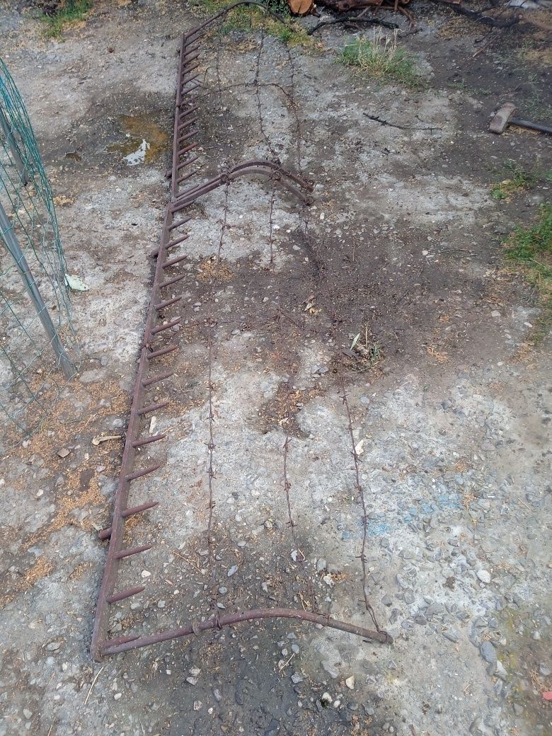 Grilaj metalic din fier forjat pentru porți garduri