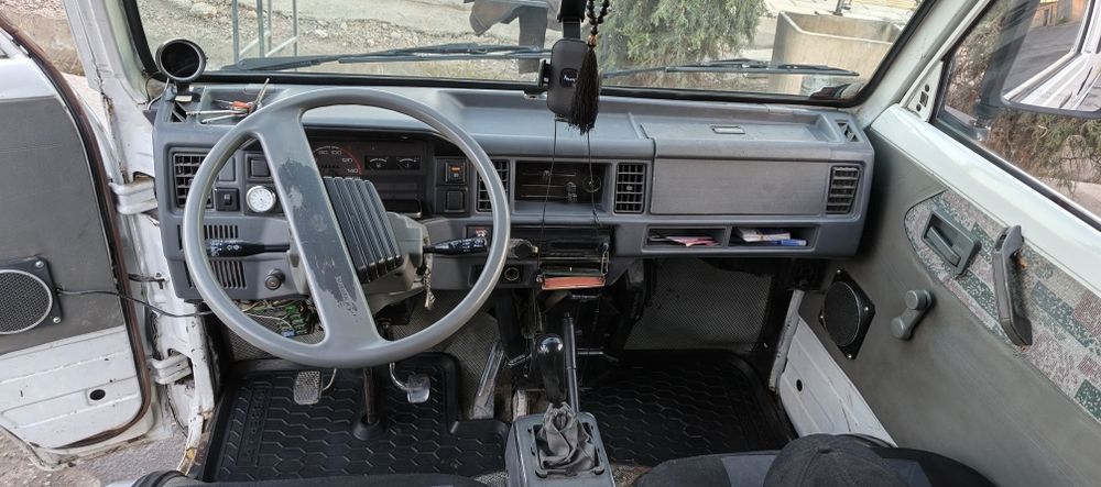 Дамас сотилади холати аъло