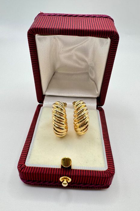 Обеци Cartier златни