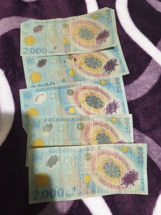 Bancnota 2000 lei anul 1999
