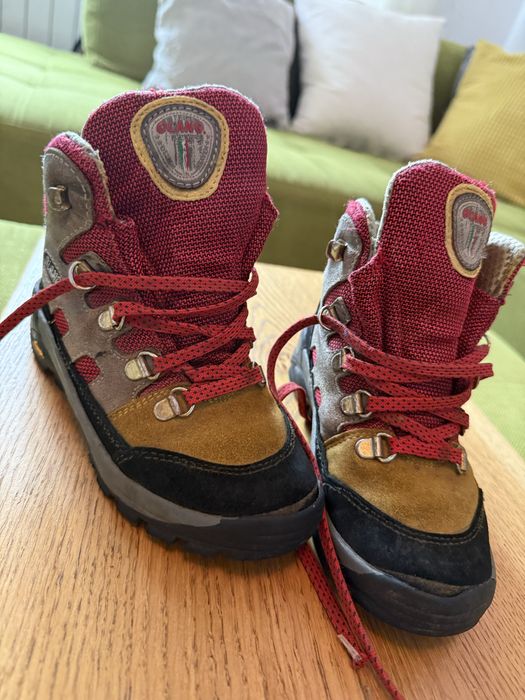 Bocanci Incaltari Trekking Olang talpa Vibram