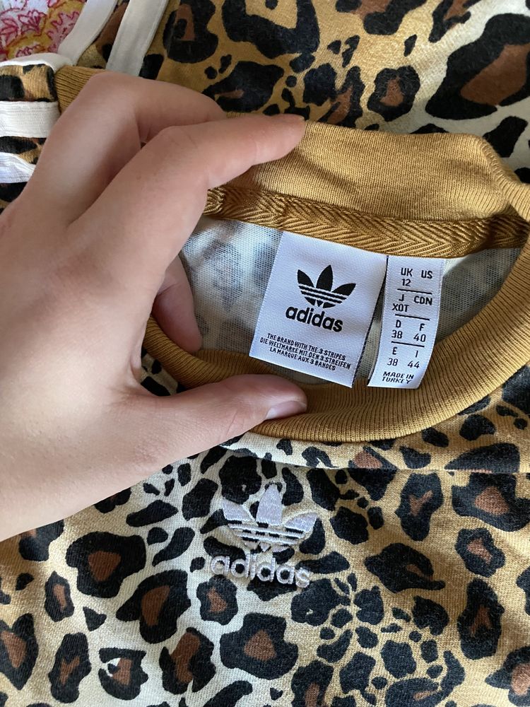 Compleu adidas leopard