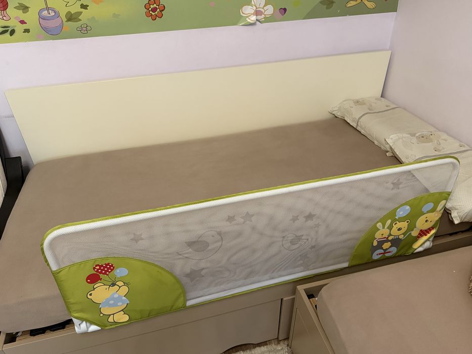 Преграда за детско легло