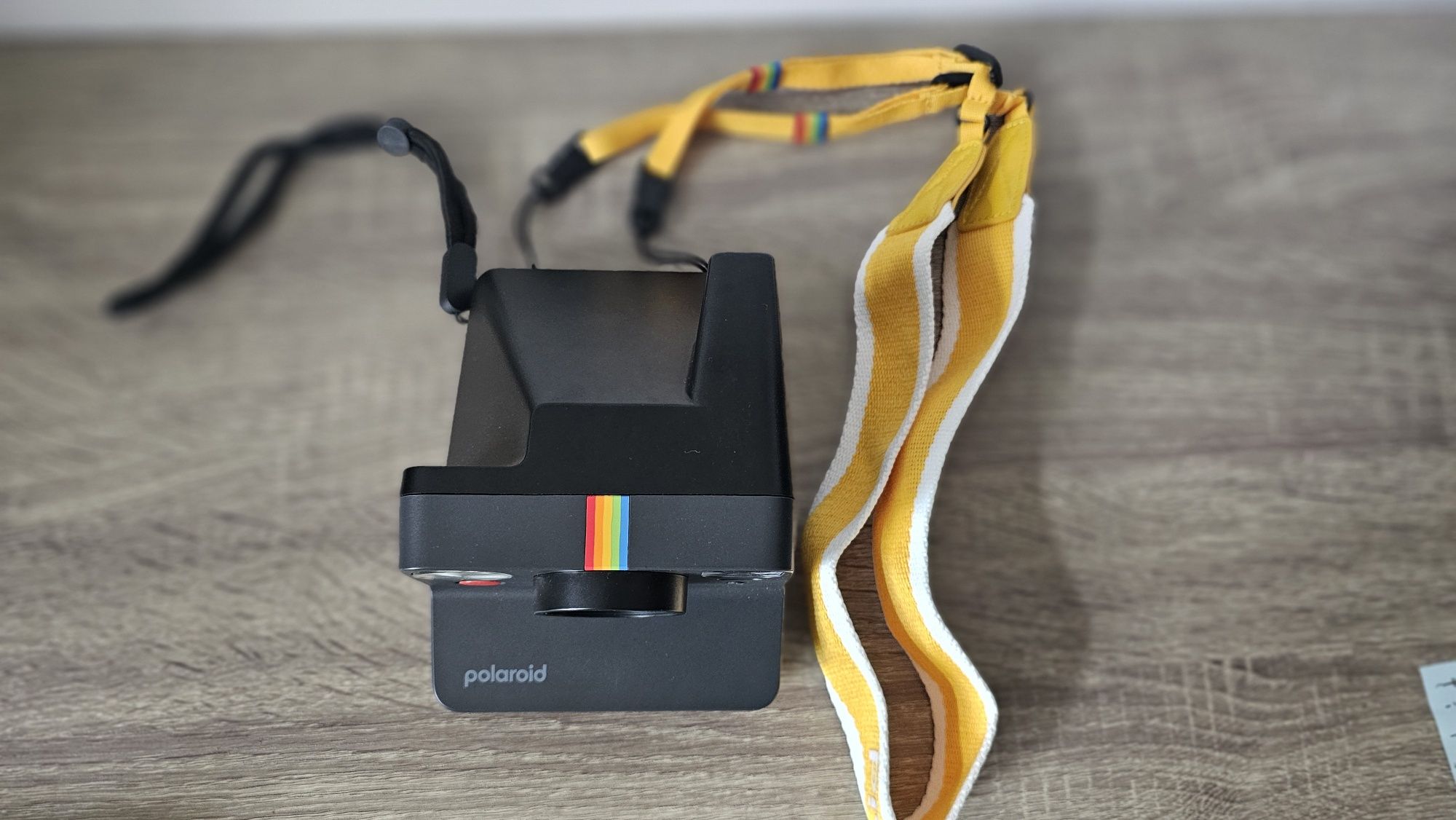Polaroid Now 2 фотоапарат за моментални снимки 8бр + цветен филм
фотоа