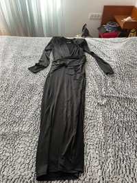 Vand splendoare de rochie eleganta neagra Zara,XL,cu falduri,,noua