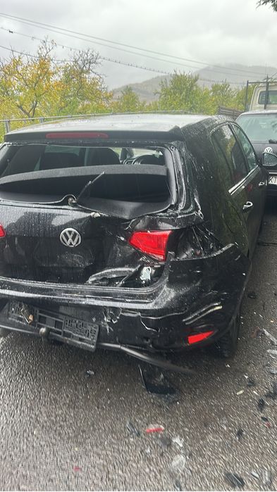 Vand golf 7 avariat