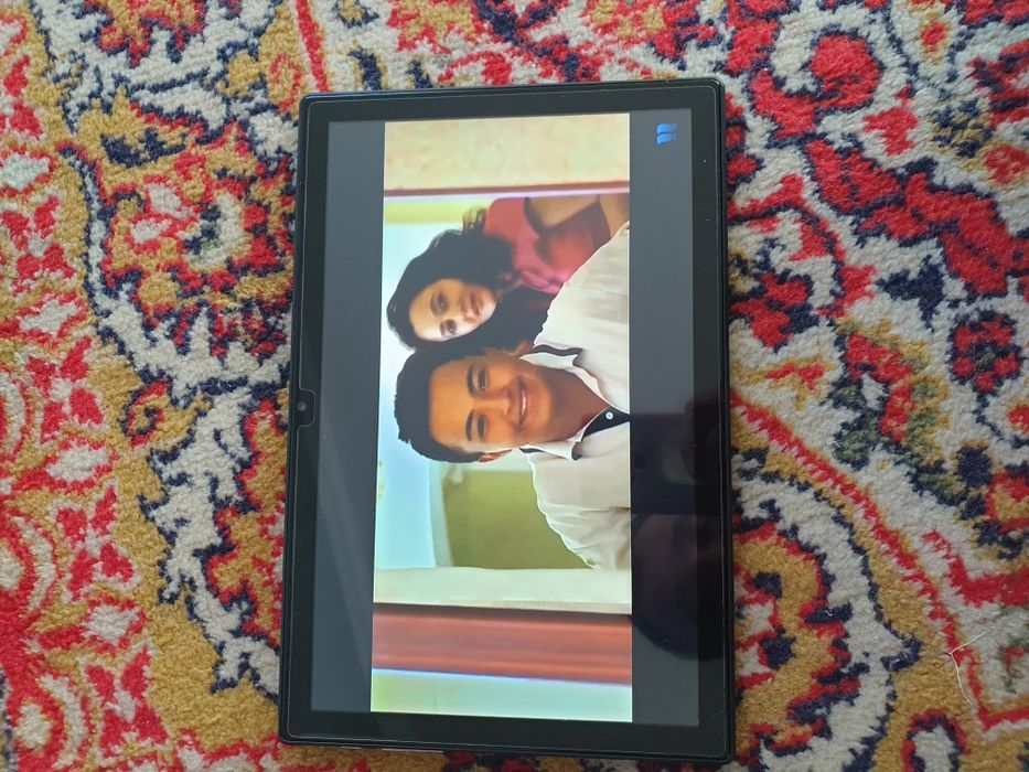 s25 korinishda planshet