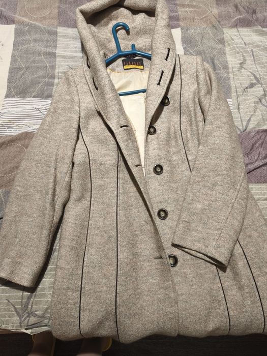 Продам элегантное осенние/зимнее пальто