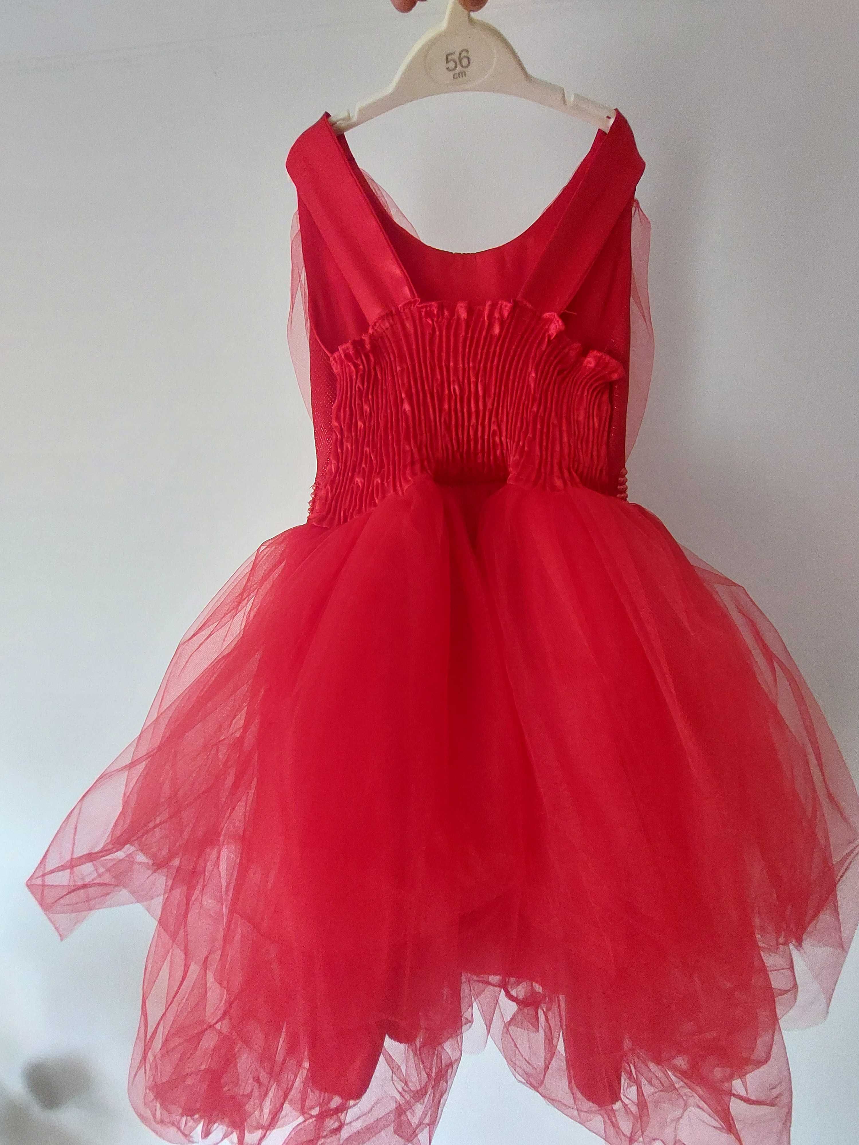 Rochie rosie fetite