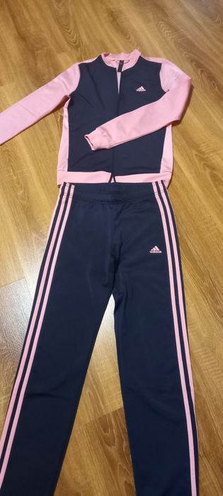 Trening adidas pentru fete 13-14 ani