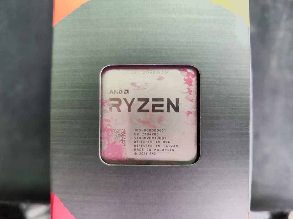 AMD Ryzen 7 5800X3D