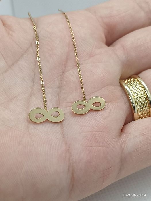 Cercei placați cu aur