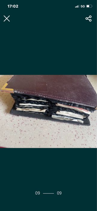 Album vechi cu bancnote internaționale vechi