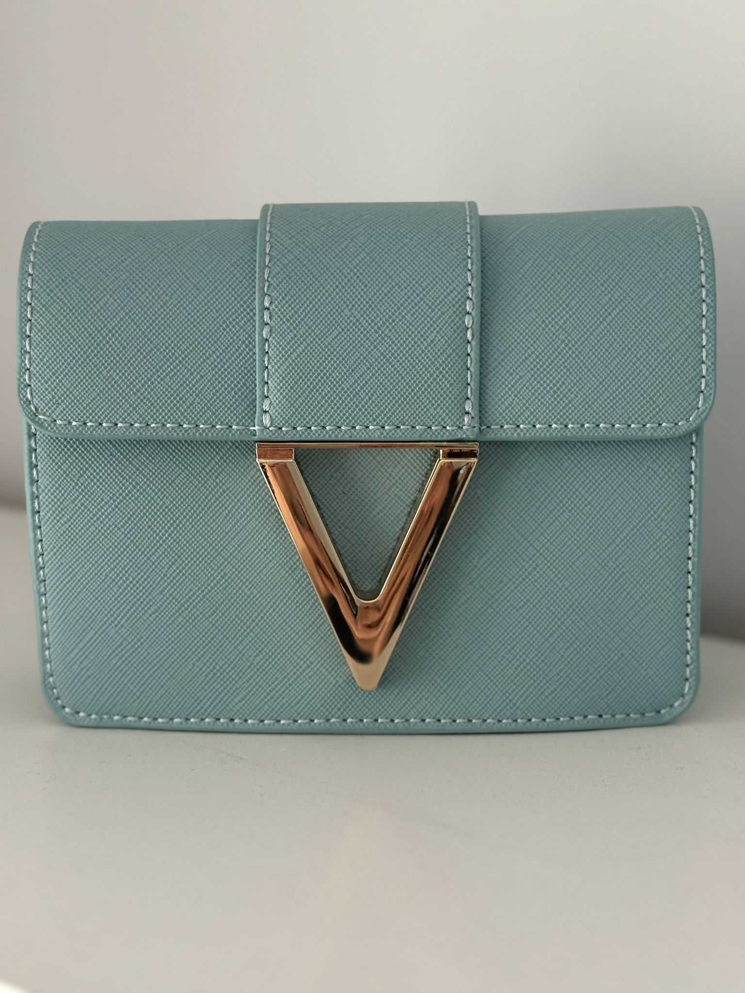 Чисто нова чанта Valentino Bags Voyage