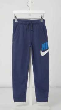 НОВО Nike Club Fleece Pants долнище S