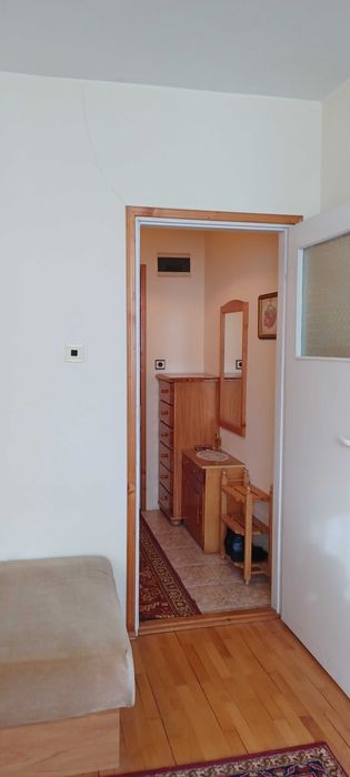 Под наем ДВУСТАЕН до завод Дружба 425 евро