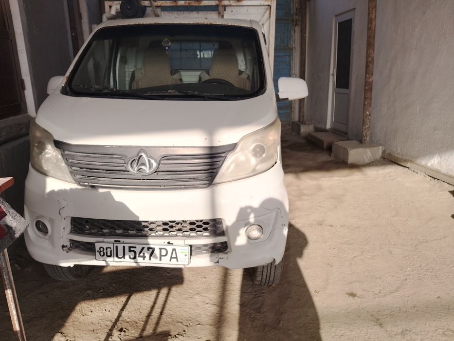 Чанган автомашинаси сотилади