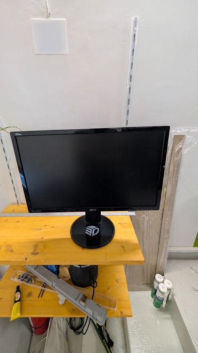 Monitor Gaming ASUS - VG248QE 24Inch